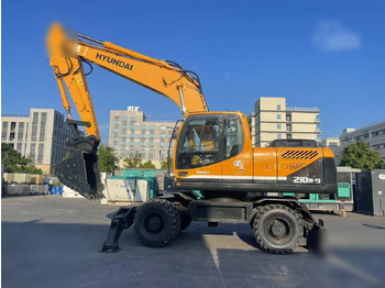 Excavadora de ruedas HYUNDAI