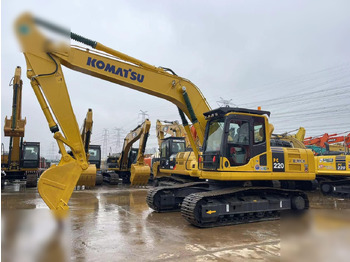 Excavadora de cadenas KOMATSU PC200-8: foto 2