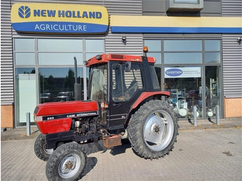 Tractor CASE IH XL