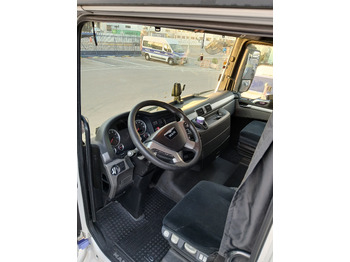 Camión portavehículos para transporte de equipos pesados MAN TGX 18.480: foto 4
