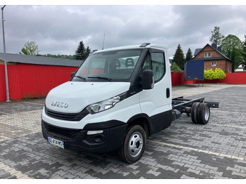 Camión chasis IVECO Daily 35c13