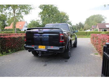 Pick-up Dodge Ram 1500 Laramie Sport: foto 4
