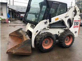 Minicargadora BOBCAT S185: foto 4
