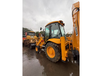 Excavadora de ruedas JCB 3CX
