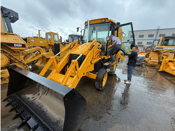 Excavadora de ruedas JCB 3CX