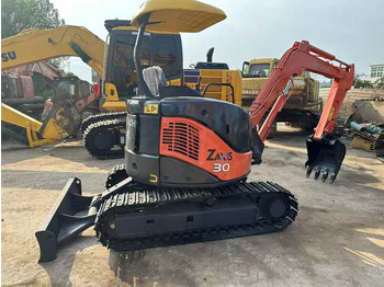 Excavadora Mini 3-Ton Excavator used  Hitachi ZX30 excavator with Excellent Performance and Low Price for sale! [ Copy ]: foto 3