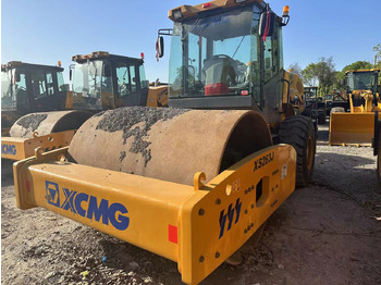 Apisonadora de asfalto XCMG XS263J