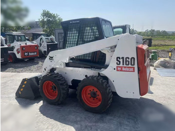 Minicargadora BOBCAT S160