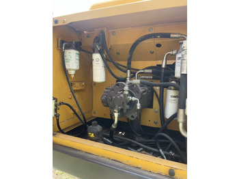 Excavadora de cadenas Volvo EC210: foto 4