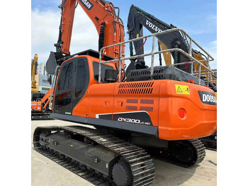 Excavadora de cadenas DOOSAN DX300