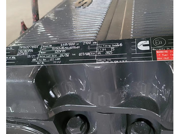 Motor para Excavadora CUMMINS QSX15: foto 2