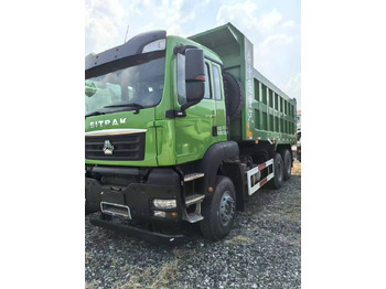 Camión volquete SINOTRUK HOWO