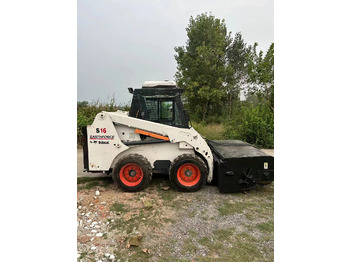 Minicargadora BOBCAT S18