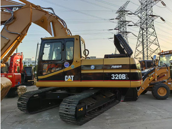 Excavadora de cadenas CATERPILLAR