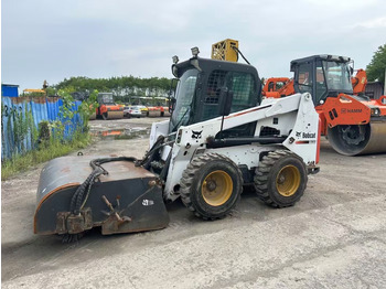 Maquinaria de construcción BOBCAT