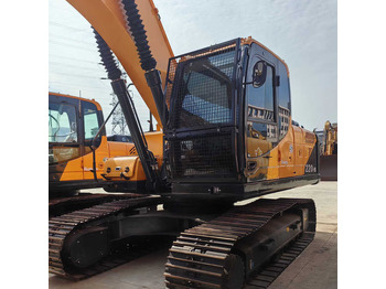 Excavadora HYUNDAI