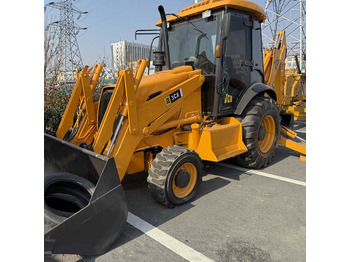 Retroexcavadora JCB 3CX