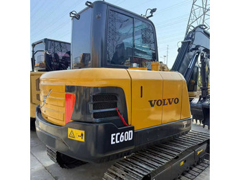 Excavadora VOLVO EC60