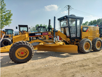 Grader CATERPILLAR 140H