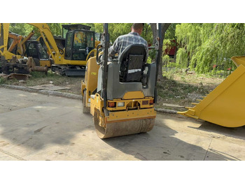 Leasing de CATERPILLAR CB14B CATERPILLAR CB14B: foto 3