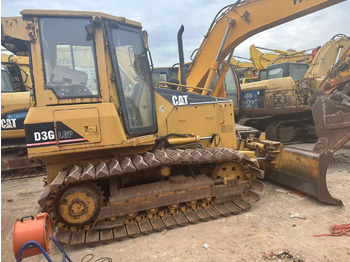 Bulldozer CATERPILLAR D3G: foto 2