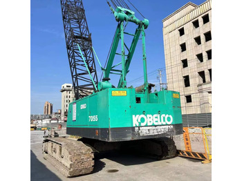 Grúa sobre orugas KOBELCO