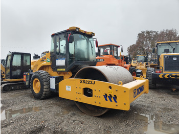 Apisonadora de asfalto XCMG XS223J