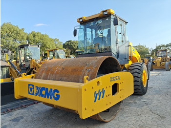 Apisonadora de asfalto XCMG XS223J