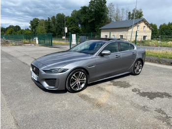 Sedan JAGUAR