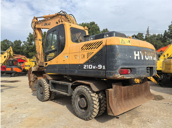 Excavadora de ruedas Hyundai R210W-9S: foto 3
