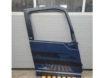 Puerta y piezas VOLVO FH
