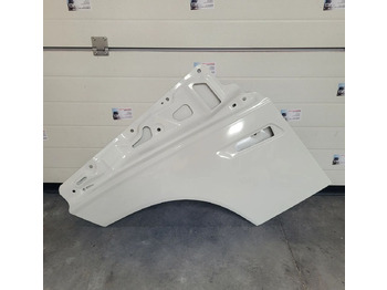 Puerta y piezas VOLVO FH