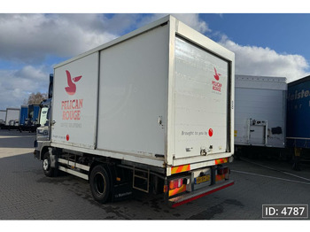 Leasing de Mercedes-Benz Atego 816 Day Cab, Euro 5, BDF / EPS automatic / standklima / Hydraulic system Mercedes-Benz Atego 816 Day Cab, Euro 5, BDF / EPS automatic / standklima / Hydraulic system: foto 4