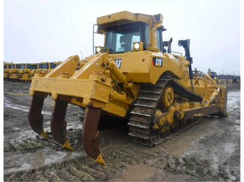 Bulldozer CATERPILLAR D8T