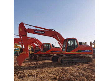 Excavadora de cadenas DOOSAN DH220LC-7