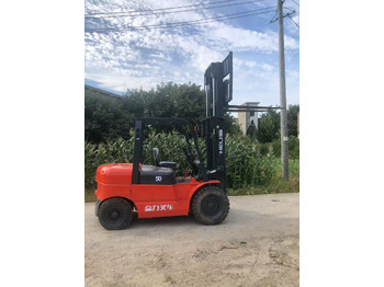 Carretilla elevadora diésel HELI