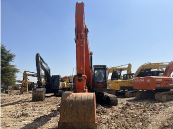 Excavadora de cadenas HITACHI ZX240