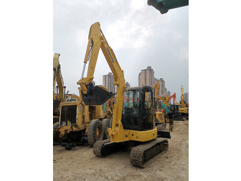 Excavadora de cadenas KOMATSU PC35MR: foto 2