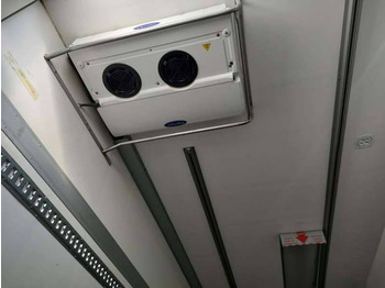 Semirremolque frigorífico Semi-remorque 3 Essieux 38 TONNES HAYON AUTONOME CAISSE CHEREAU GROUPE CARRIER VECTOR 1950 MT: foto 5 Semirremolque frigorífico Semi-remorque 3 Essieux 38 TONNES HAYON AUTONOME CAISSE CHEREAU GROUPE CARRIER VECTOR 1950 MT: foto 5