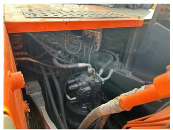 Excavadora de cadenas 2022 Hitachi ZX200-3: foto 3