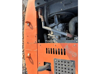 Excavadora de cadenas 2022 Hitachi ZX200-3: foto 4