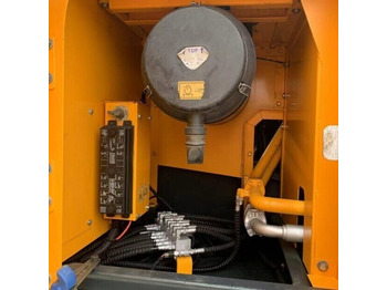 Excavadora de cadenas 2023 Hyundai R305: foto 4