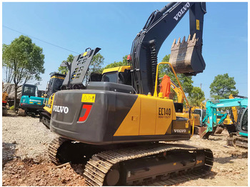 Excavadora de cadenas VOLVO EC140