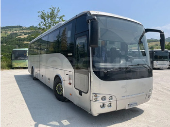 Autobús suburbano TEMSA