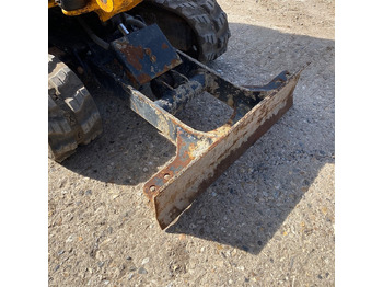 Miniexcavadora JCB 8008: foto 4