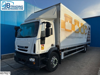 Camión caja cerrada IVECO
