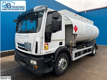 Camión cisterna IVECO EuroCargo