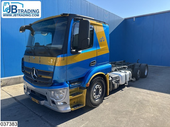 Camión chasis MERCEDES-BENZ Actros 2443