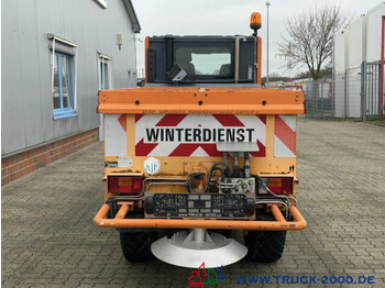 Barredora vial Multicar Tremo X56 Winterdienst Streuer + Besen NUR7536KM: foto 3