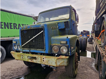 Camión chasis VOLVO